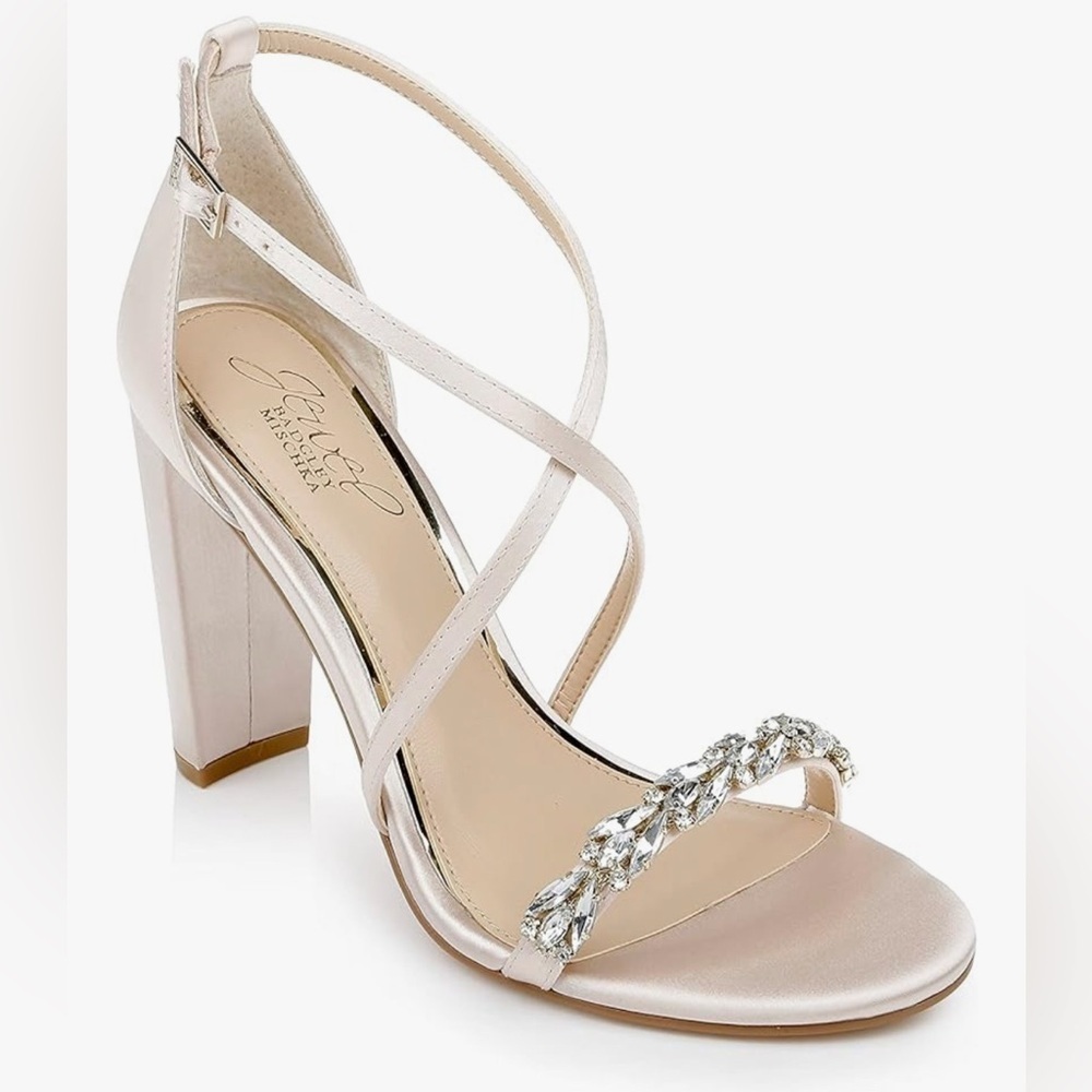Jewel Badgley Mischka Daphne High Block Heel in Champagne Size 7.5